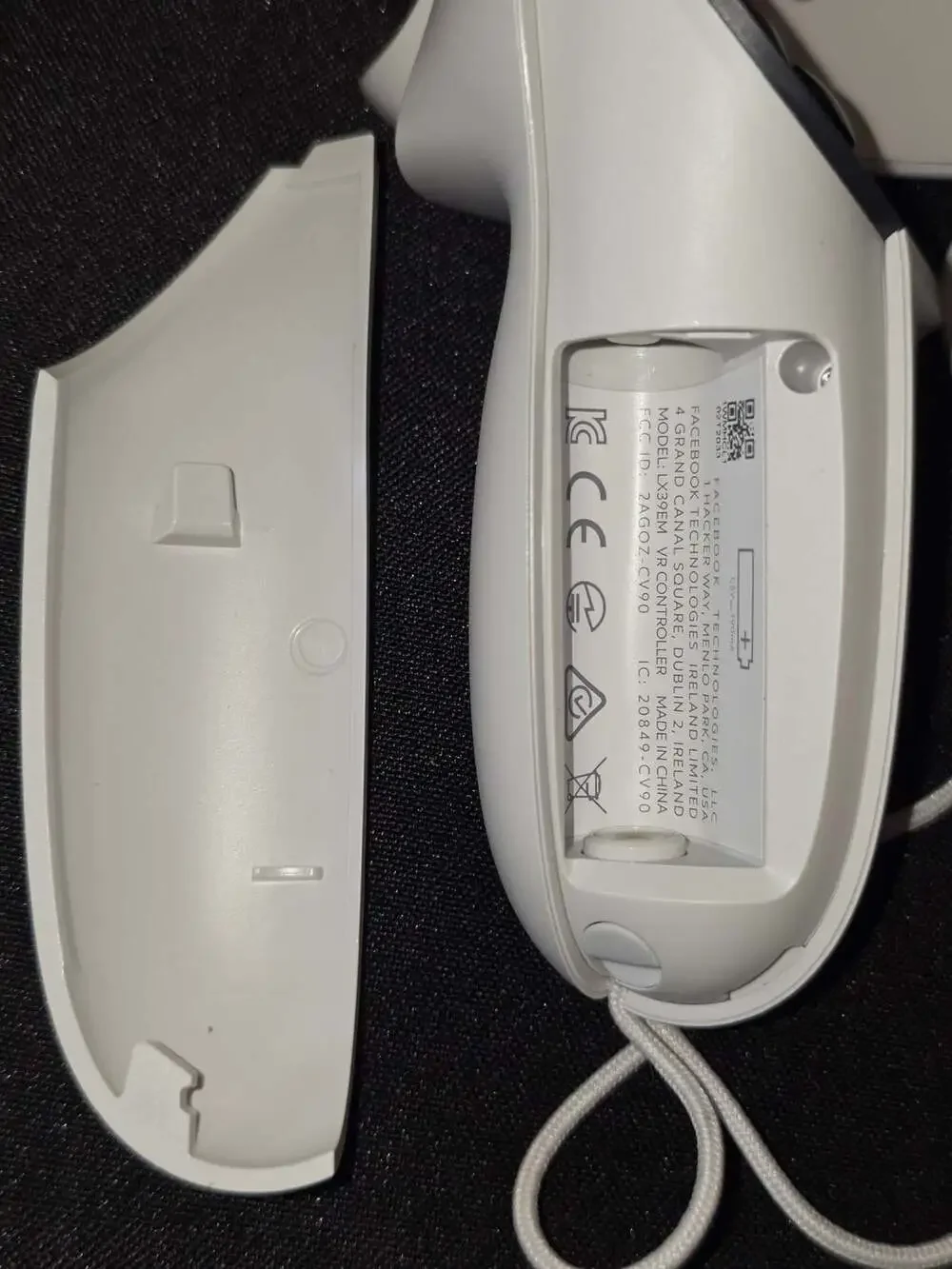 Oculus Quest 2 Virtual Reality Headset